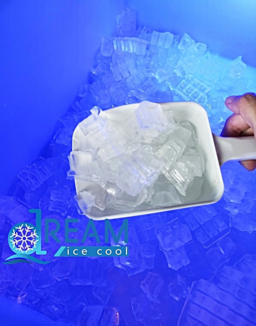 เครื่องทำน้ำเเข็งอัตโนมัติ กำลังการผลิต150-160 กิโลกรัม 24 ชม.