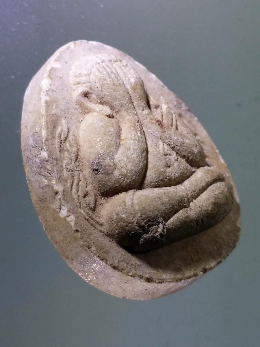 Antig Pim 113 พระปิดตากนกข้าง ที่ระลึกอายุครบ 7 รอบ สมเด็จพระญาณสังวร สมเด็จพระสังฆราชสกลมหาสังฆปริณายก วัดบวรนิเวศวิหาร กรุงเทพฯ พระรายการนี้ให้เช่าบูชาแล้ว