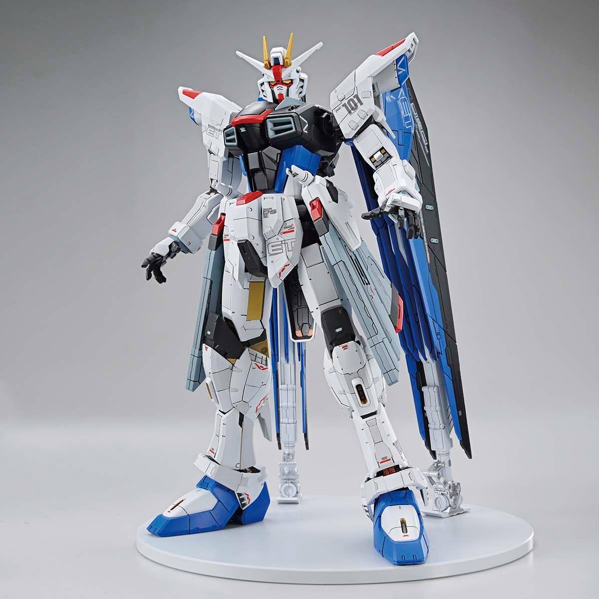 <Preorderสิ้นสุดเมือเวป jp ปิดรับออร์เดอร์ตรับ >เปิดรับPreorder มัดจำ 600 บาท Full Mechanics 1/100 - Gundam Base Limited ZGMF-X10A Freedom Gundam Ver. GCP โมเดลประกอบ