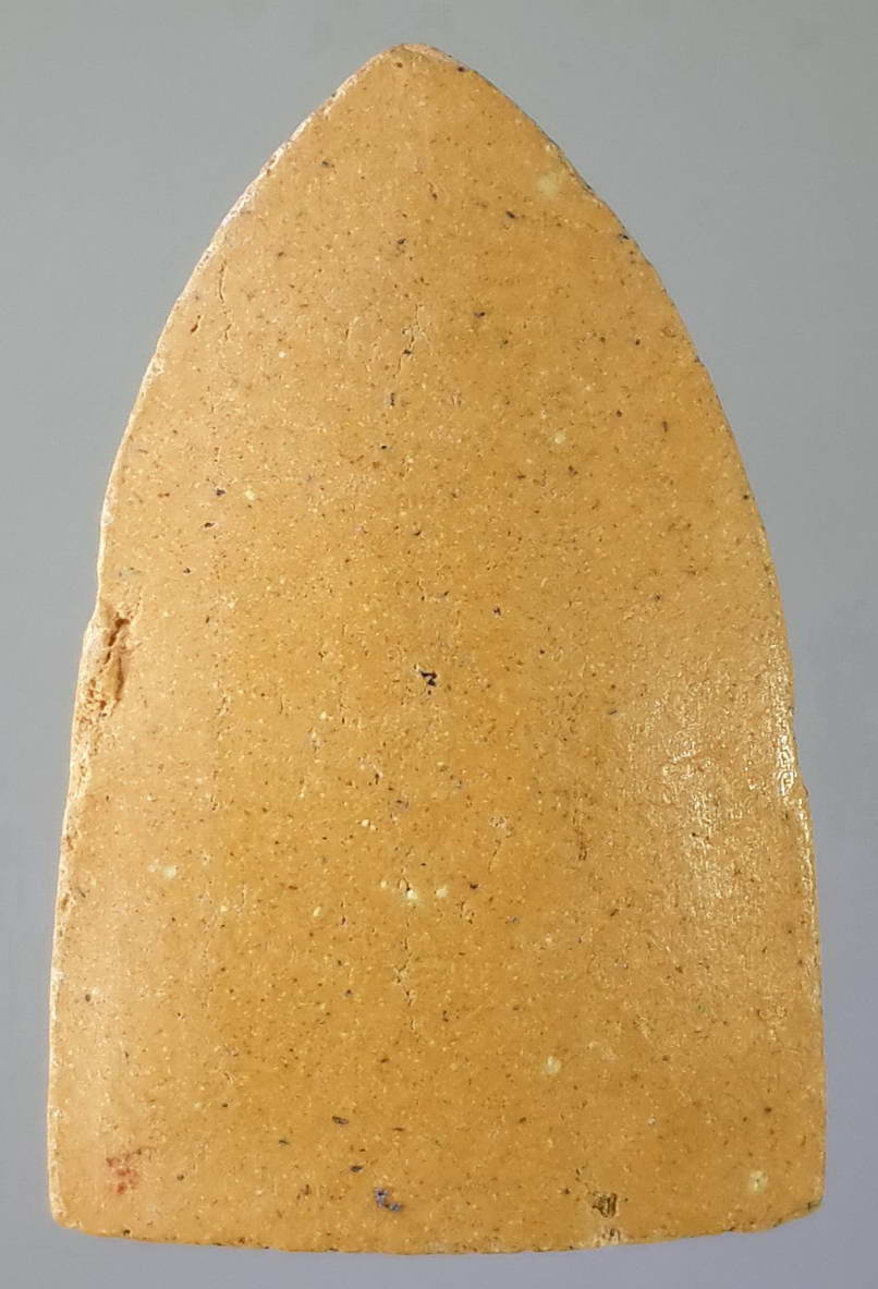 รหัสสินค้า หลวงปู่ทวด วัดต่างๆ 120 หลวงปู่ทวด เนื้อผง พิมพ์ถือลูกแก้วกายสิทธิ์ หลังเรียบ ไม่ทราบที่