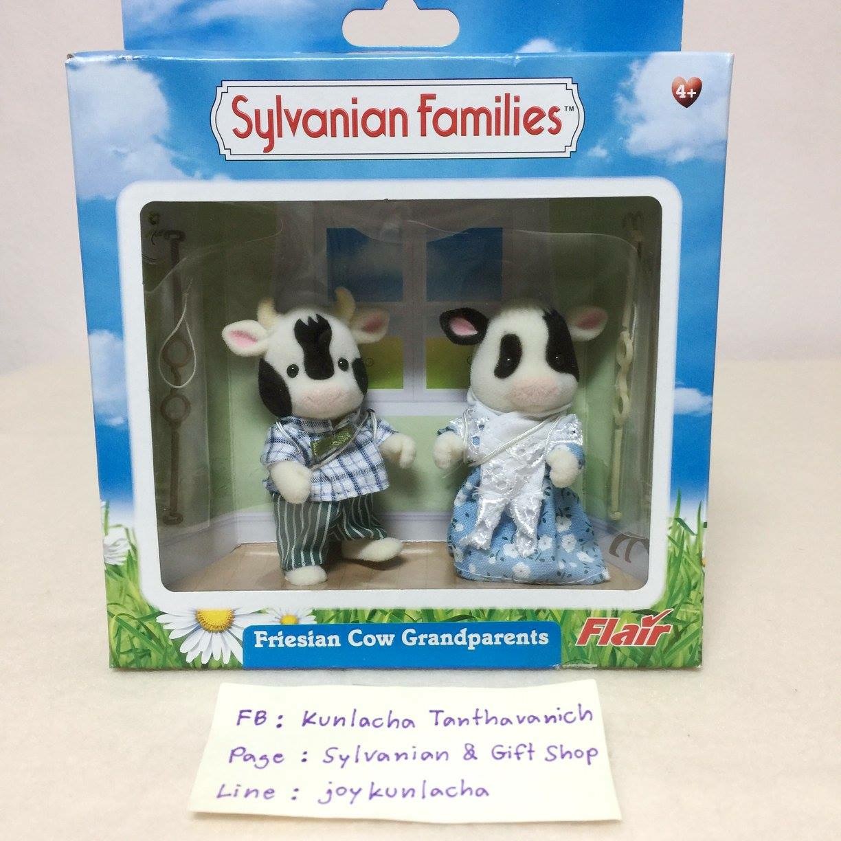 ตุ๊กตาคู่คุณปู่คุณย่าวัว ซิลวาเนียน Friesian Cow Grandparents : Sylvanian Families