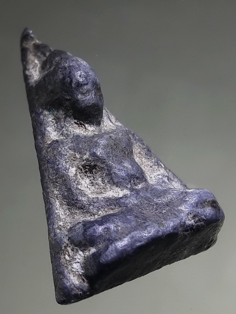 Antig FB 12777 พระร่วงนั่ง หน้าโหนก กรุวัดเชตุพน สุโขทัย เนื้อชิน