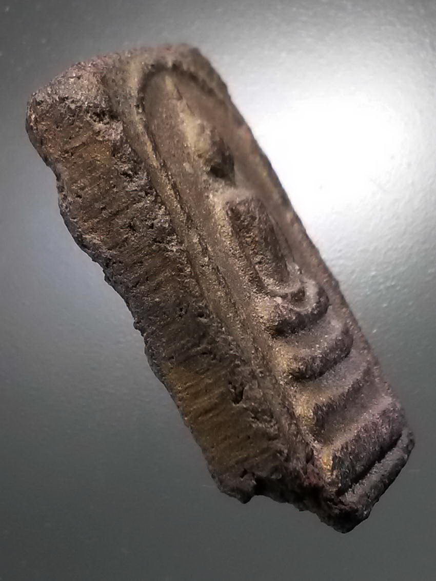 รหัสสินค้า พระสมเด็จ วัดต่างๆ 1009 พระสมเด็จเนื้อดินเผาทาทองบรอนซ์ หลวงพ่อเขียน วัดไผ่ค่อม จังหวัดพิษณุโลก สภาพชำรุด