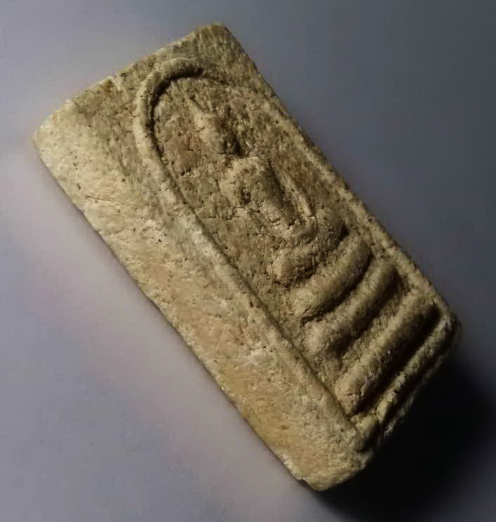 รหัสสินค้า พระสมเด็จ วัดต่างๆ 223 พระสมเด็จเนื้อผง ผสมว่าน หลังเรียบ ไม่ทราบวัดที่สร้าง พระรายการนี้ให้เช่าบูชาแล้ว