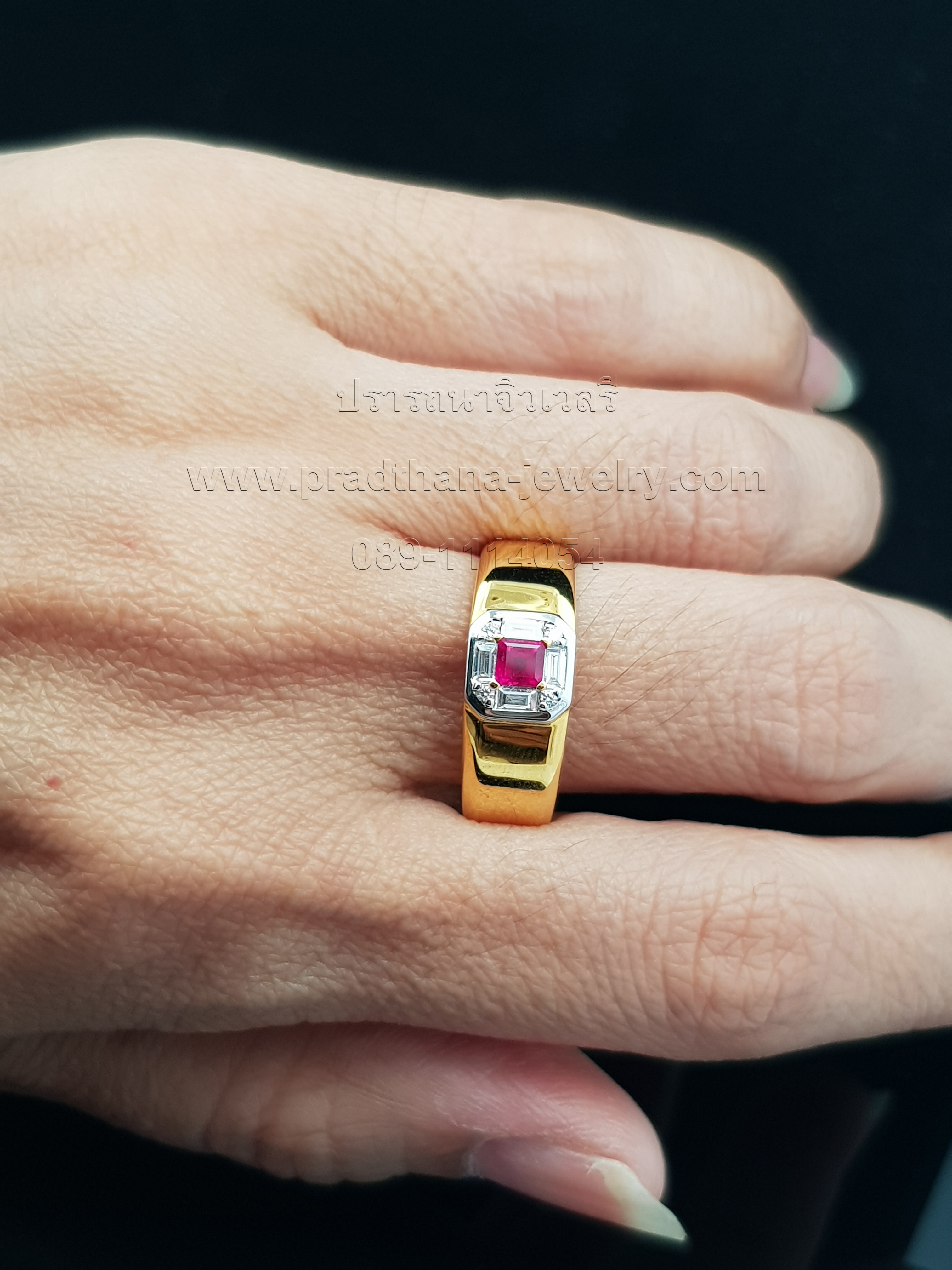แหวนปลอกมีดทับทิมประดับเพชร **ขายแล้ว**