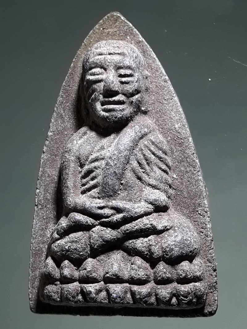 รหัสสินค้า พระเนื้อดิน ผง ว่าน 10489 หลวงพ่อทวด หลังพระธาตุ วัดพระมหาธาตุวรมหาวิหาร จ.นครศรีธรรมราช ไม่ทราบปี ไม่ทราบรุ่น