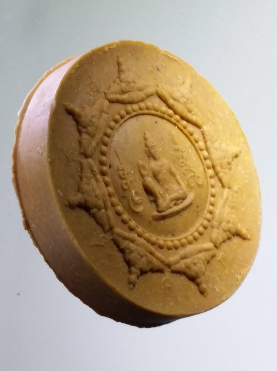 รหัสสินค้า จตุคามรามเทพ 755 เทพจตุคาม รุ่น ปลดหนี้ เนื้อว่านเหลือง วัดแม่สรวยหลวง อำเภอแม่สรวย จังหวัดเชียงราย