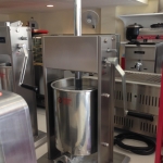 เครื่องอัดไส้กรอกมือหมุน 5 ลิตร Si-FS5