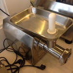 เครื่องบดเนื้อ Si-MM22