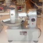 เครื่องบดสับ 5 ลิตร จานหมุน Si-FC5B