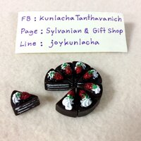 ขนมเค้กเรซิ่นจิ๋วรสช็อกโกแลต 8 ชิ้น ตกแต่งบ้านตุ๊กตา