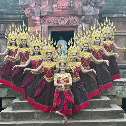 รับงานรำไทย โขน รำหน้าไฟ รำบวงสรวง