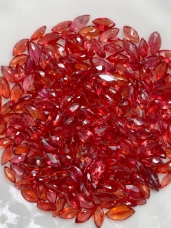 บุษราคัมมาคี 4X2 มม. 1 กะรัต