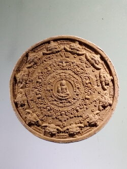 รหัสสินค้า จตุคามรามเทพ 810 มหาราชโพธิสัตว์จตุคามรามเทพ รุ่นฉลองพระเกียรติรำลึกสุวรรณภูมิ มหาพุทธา เทวาภิเษก วัดพระมหาธาตุนครศรีธรรมราช เมื่อวันเสาร์ที่ 7 เดือน 7 ปีมหามงคล เนื้อว่านขาว กดโค้ด ที่ขอบด้านข้าง