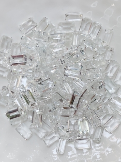 ไวท์โทปาสสี่เหลี่ยม 5x3 มม. 5 กะรัต