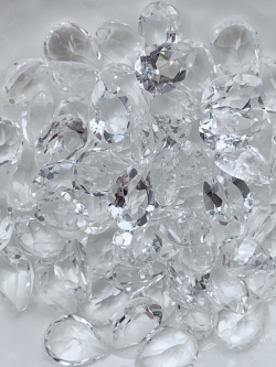 ไวท์โทปาสหยดน้ำ 8X6 มม. 5 กะรัต