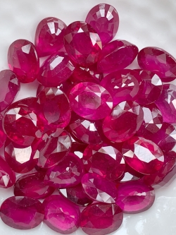 ทับทิมเผาใหม่ไข่ 9X7 มม. 1 เม็ด