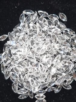 ไวท์โทปาสมาคี 2.5x5 mm. 5 กะรัต