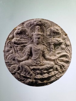 รหัสสินค้า จตุคามรามเทพ 733 พระเทวราชโพธิสัตว์จตุคามรามเทพ รุ่นมหาปาฏิหาริย์มั่งมีทรัพย์ เนื้อว่านผสมผงธูป กล่องแปดเหลี่ยม