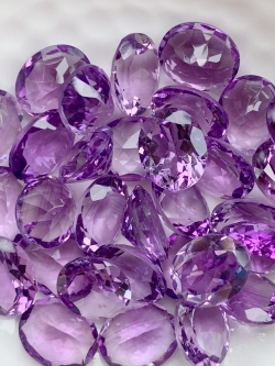 อเมทิสอ่อนไข่ 9X11 มม. 1 เม็ด