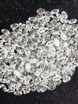 ไวท์โทปาสไข่ 5X3 มม. 5 กะรัต