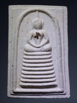 รหัสสินค้า พระไม่ทราบที่ 225 พระสมเด็จเนื้อผง หลังพระประจำวัน ไม่ทราบที่