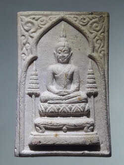 รหัสสินค้า พระเนื้อดิน ผง ว่าน 10512 สมเด็จพระพุทธมหาลาโภ วัดคลองเตยนอก คลองเตย กรุงเทพฯ รุ่นฉลองศาลาการเปรียญ สร้างปี 2536