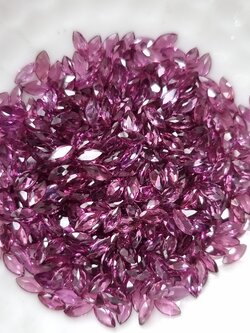 Rhodolite โรโดไลท์มาคี 4×2 มม. 5 กะรัต