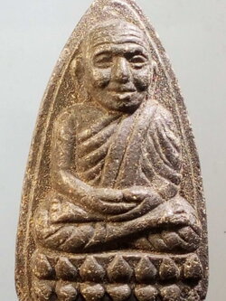 รหัสสินค้า หลวงปู่ทวด วัดต่างๆ 210 หลวงปู่ทวด เนื้อผงใบลาน ออกวัดคงคา จังหวัดนนทบุรี สร้างปี 2539 พระรายการนี้ให้เช่าบูชาแล้ว