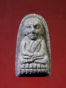 รหัสสินค้า หลวงปู่ทวด วัดต่างๆ 154 หลวงปู่ทวด เนื้อผงผสมว่าน ออกวัดห้วยมงคล จ.ประจวบคีรีขันธ์ พิมพ์เล็ก บัวตรง