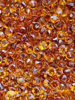 ซิทรินกลมเจียรเหลี่ยมเข้ม 3.0มม. 5 กะรัต