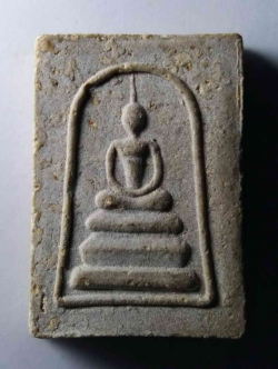 รหัสสินค้า พระสมเด็จ วัดต่างๆ 312 พระสมเด็จเนื้อผง หลังรูปเหมือนหลวงปู่เหมือน วัดนาวงศ์ สร้างปี 2534