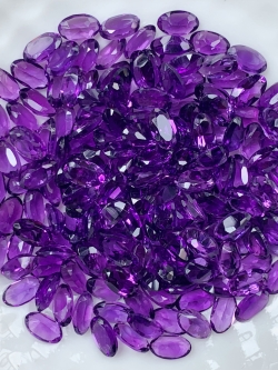 อเมทิสไข่ 5X3 มม. 5 กะรัต