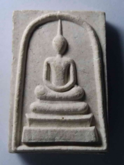 รหัสสินค้า พระสมเด็จ วัดต่างๆ 207 พระสมเด็จเนื้อผง หลังอักขระขอม 5 ตัว ไม่ทราบที่