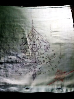 รหัสสินค้า ผ้ายันต์สำนักต่างๆ 023 ผ้ายันต์เทพพนม เขียนมือ สํานักไสยเวทย์เทพย์อุดร