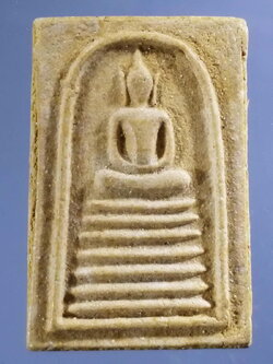 รหัสสินค้า พระสมเด็จ วัดต่างๆ 957 พระสมเด็จเนื้อผงหลังเจดีย์ฐาน 7 ชั้น หลวงพ่อทองกลึง วัดเจดีย์หอย จังหวัดปทุมธานี