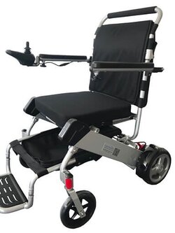 รถเข็นไฟฟ้า Electric Wheelchair CM-2054 น้ำหนักเบาเพียง 18.5 กก. พับเก็บได้ พกพาสะดวก