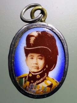 รหัสสินค้า เครื่องราง ล็อกเก็ต ภาพถ่าย 165 ล็อกเก็ตพระมงกุฎเกล้าเจ้าอยู่หัว รัชกาลที่ 6 ผู้ให้กำเนิดลูกเสือไทย