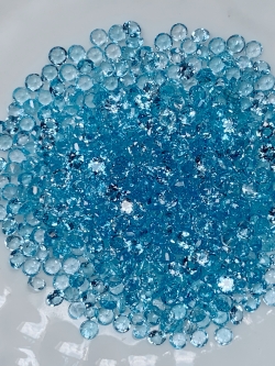 Blue topaz บลูโทปาสกลม 2.0 มม. 5 กะรัต