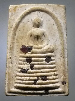 รหัสสินค้า พระสมเด็จวัดต่างๆ 987 พระสมเด็จฐาน 9 ชั้นฝังพลอย หลังยันต์ห้า วัดสมเด็จฯ จังหวัดจันทบุรี