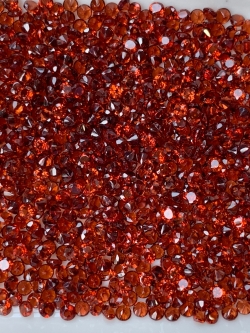 โกเมนกลม 2.2 มม. 5 กะรัต