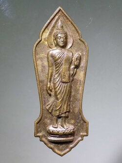 รหัสสินค้า เหรียญพระพุทธ 1593 เหรียญพระลีลาพระพุทธทีปังกรดุสิตภูวนาถ วัดละไม เกาะสมุย จังหวัดสุราษฎร์ธานี สร้างปี 2554 ที่ระลึกในงานฉลองพระพุทธทีปังกรดุสิตภูวนาถ พระรายการนี้ให้เช่าบูชาแล้ว