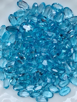 บลูโทปาสไข่ 5X3 มม. 5 กะรัต