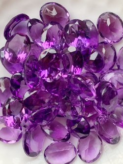 อเมทิสไข่ 9X7 มม. 1 เม็ด