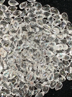 ไวท์โทปาสหยดน้ำ 5X3 มม. 5 กะรัต