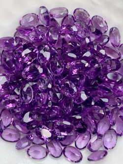 อเมทิสเข้มไข่ 6X4 มม. 5 กะรัต