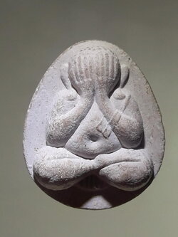 รหัสสินค้า พระเนื้อดิน ผง ว่าน 10518 พระปิดตาเนื้อผง หลวงปู่เจ๊ก วัดระนาม จังหวัดสิงห์บุรี