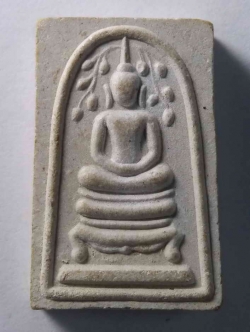 รหัสสินค้า กรุงเทพ 082 พระสมเด็จปรกโพธิ์ เนื้อผง ฝังตะกรุด หลวงปู่โต๊ะ วัดประดู่ฉิมพลี พระรายการนี้ให้เช่าบูชาแล้ว