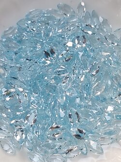 บลูโทปาสมาคี 2.5×5 มม. 5 กะรัต