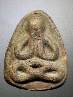 รหัสสินค้า พระปิดตา ทั่วไป 231 พระปิดตาเนื้อดินเผา หลังยันต์ ไม่ทราบสำนัก พระรายการนี้ให้เช่าบูชาแล้ว